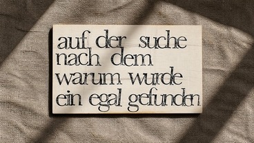 SUCHEN ETWAS ODER SUCHEN NACH ETWAS